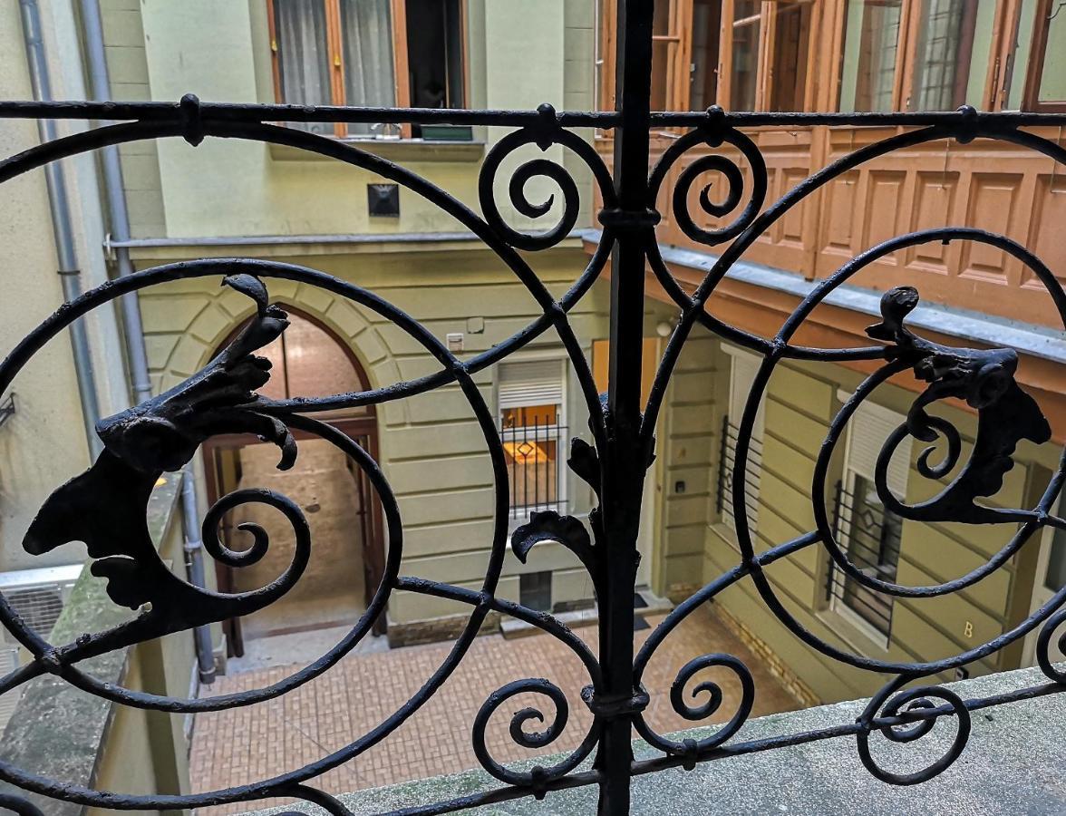 Abt Apartament *